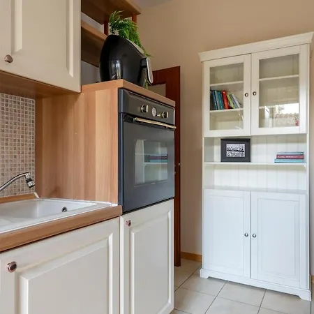 Orsini With Balcony And Free Parking